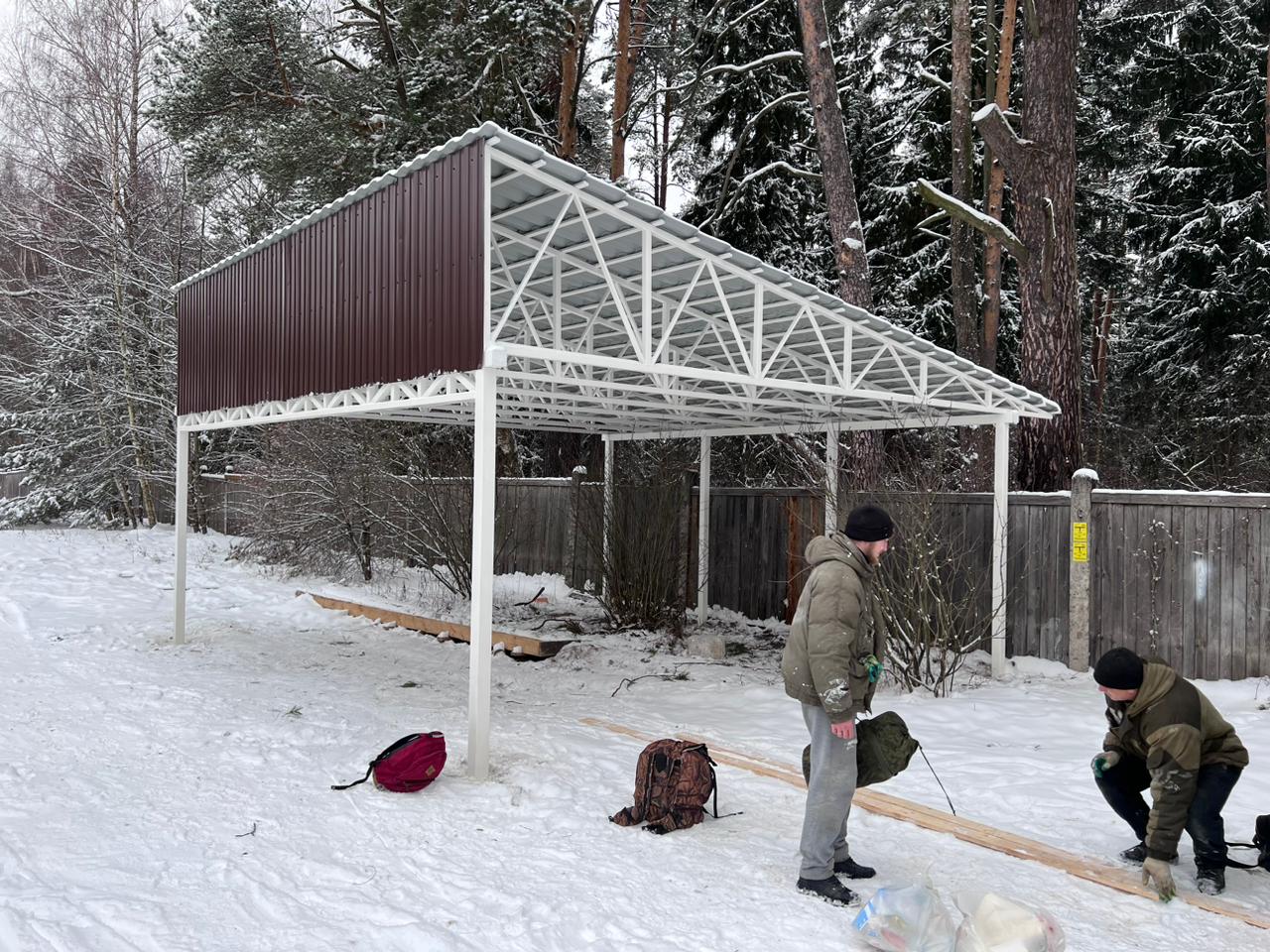 Высокий арочный навес